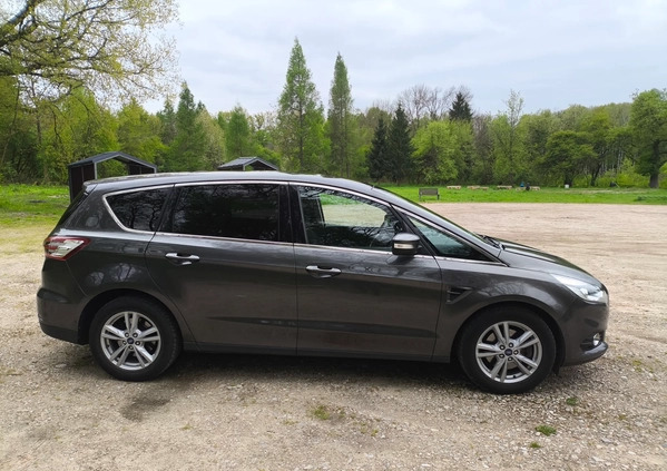 Ford S-Max cena 55900 przebieg: 264000, rok produkcji 2017 z Garwolin małe 232